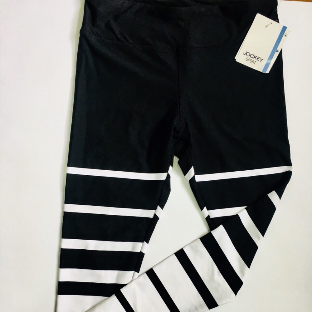 very stylish and comfortable for work out!